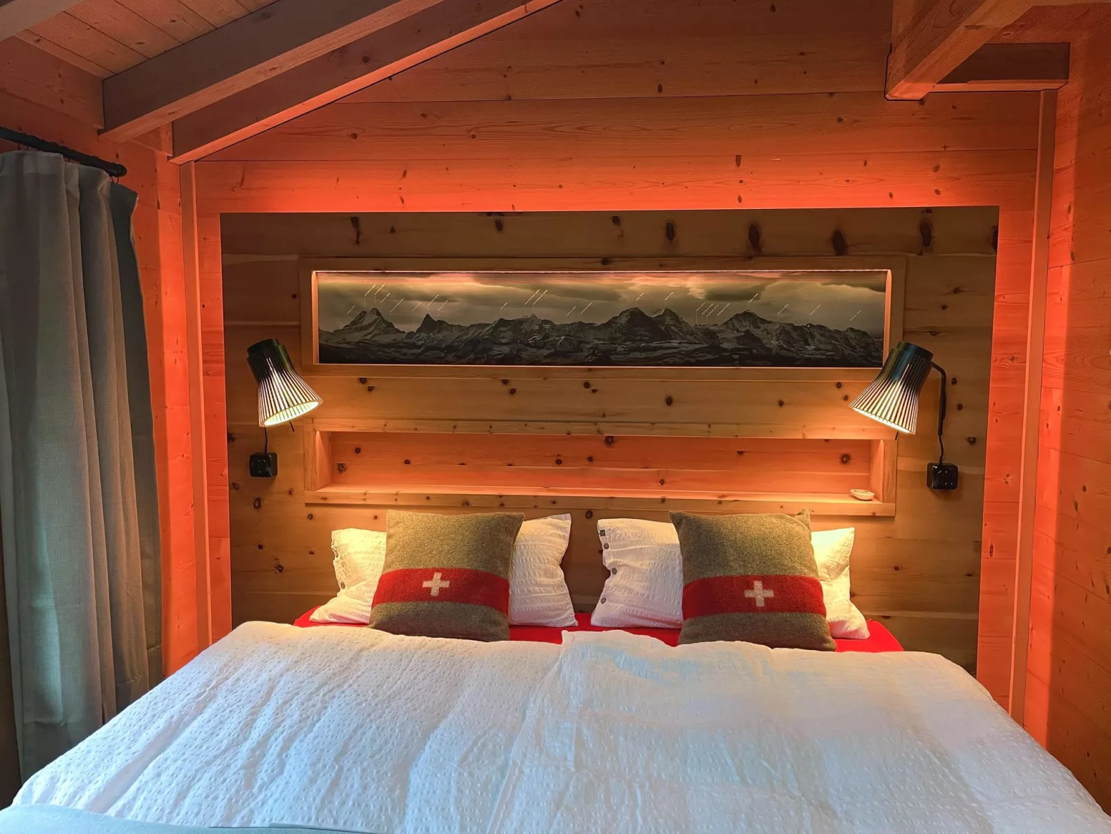 Cozy Chalet-Inside