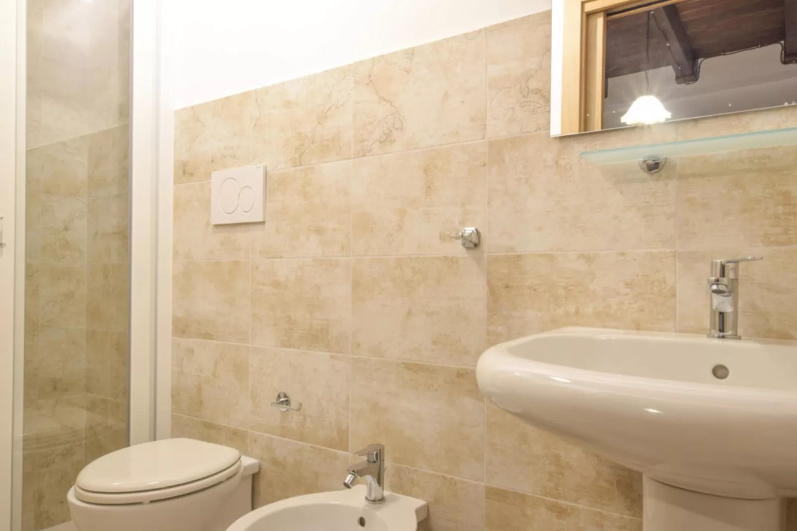 Appartamento Les Barriques-Badezimmer