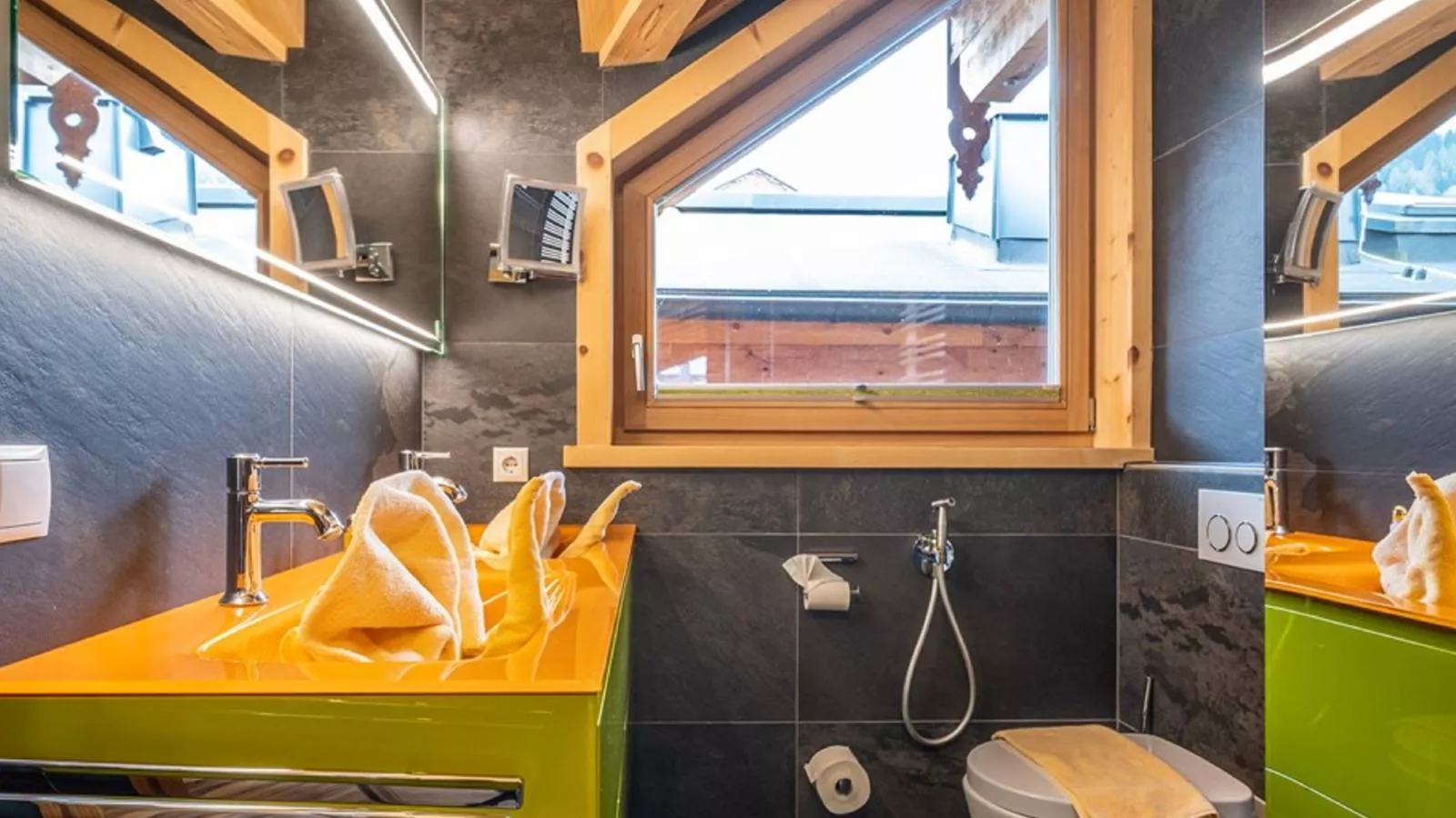 Luxury Lodge Kaprun XL-Bathroom