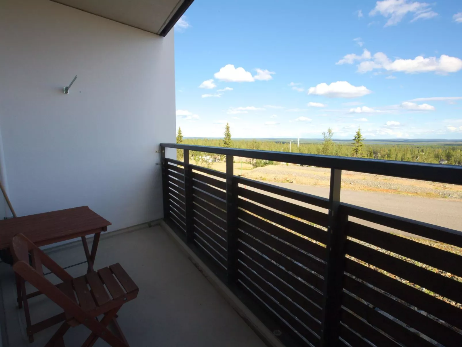 Nordic chalet 9106-Inside