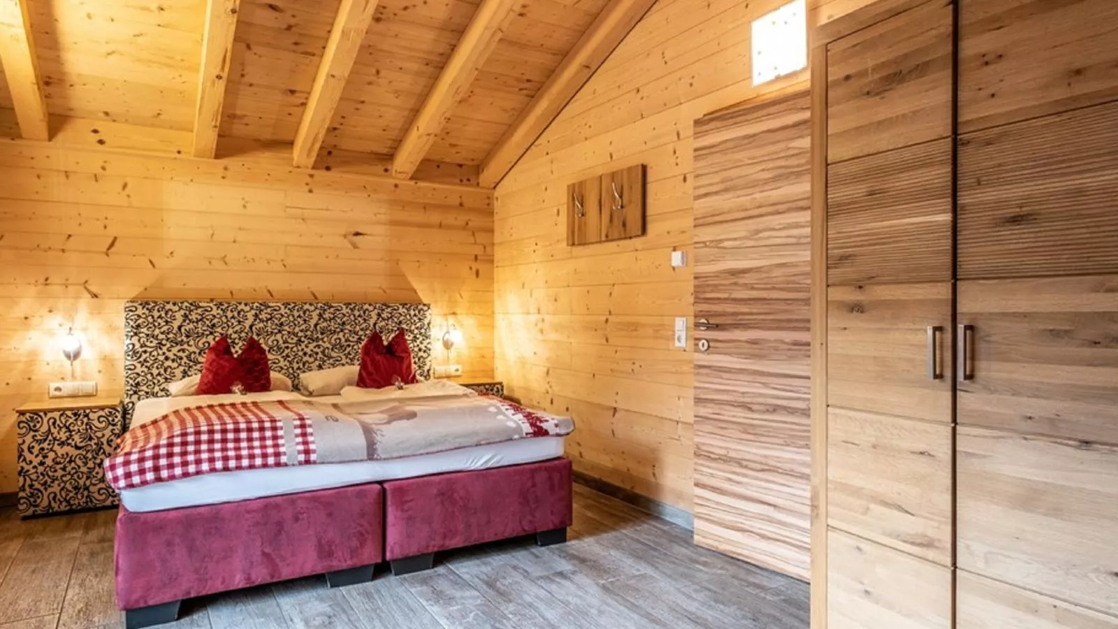 Luxury Lodge Kaprun XL-Bedroom