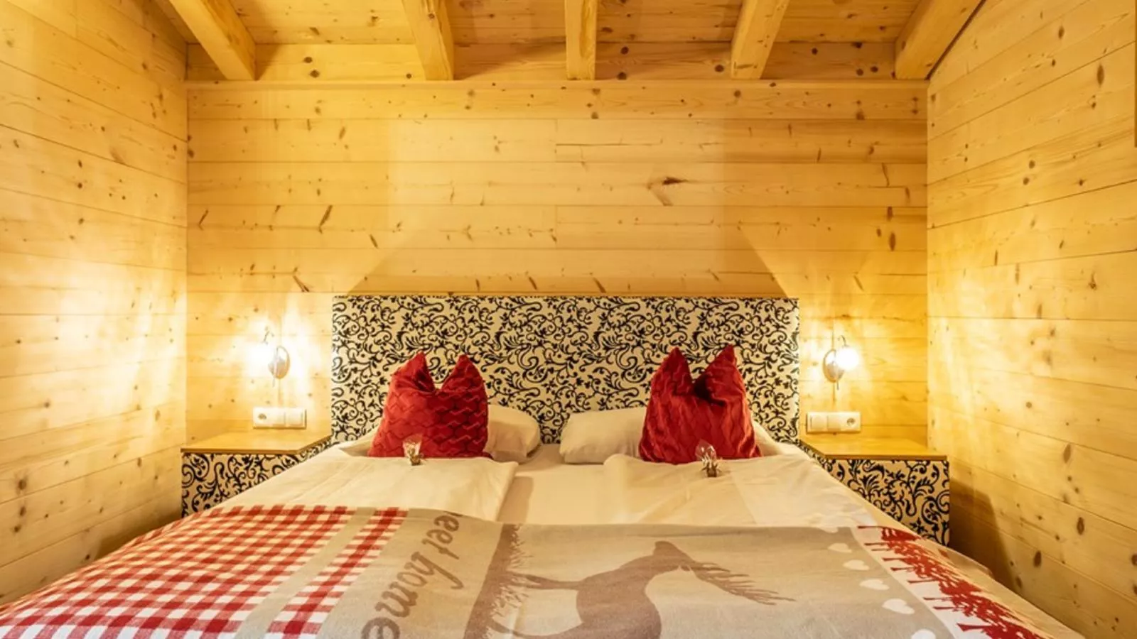 Luxury Lodge Kaprun XL-Bedroom