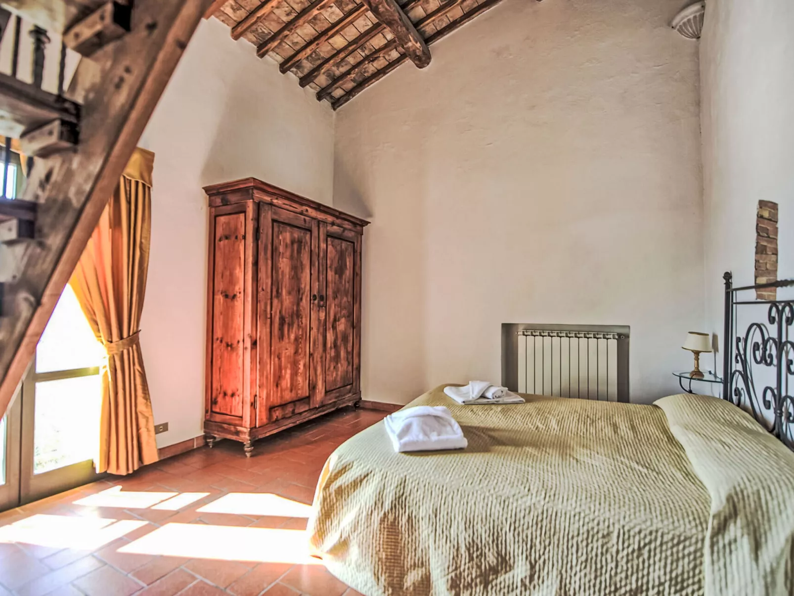 Antico Loggiato-Inside