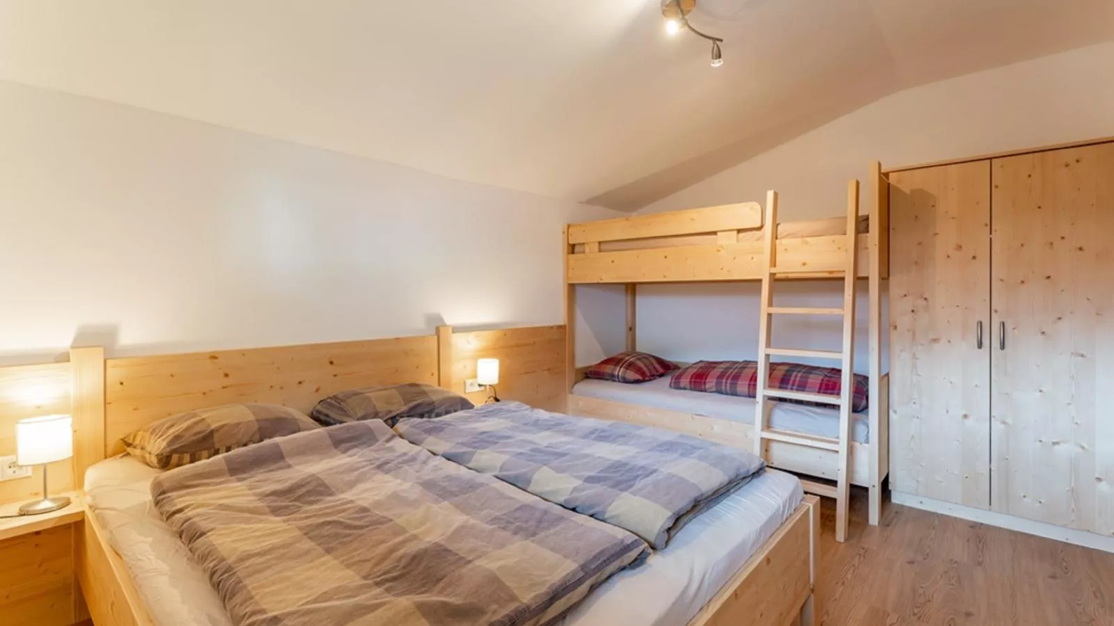 Tauernpanorama-Bedroom
