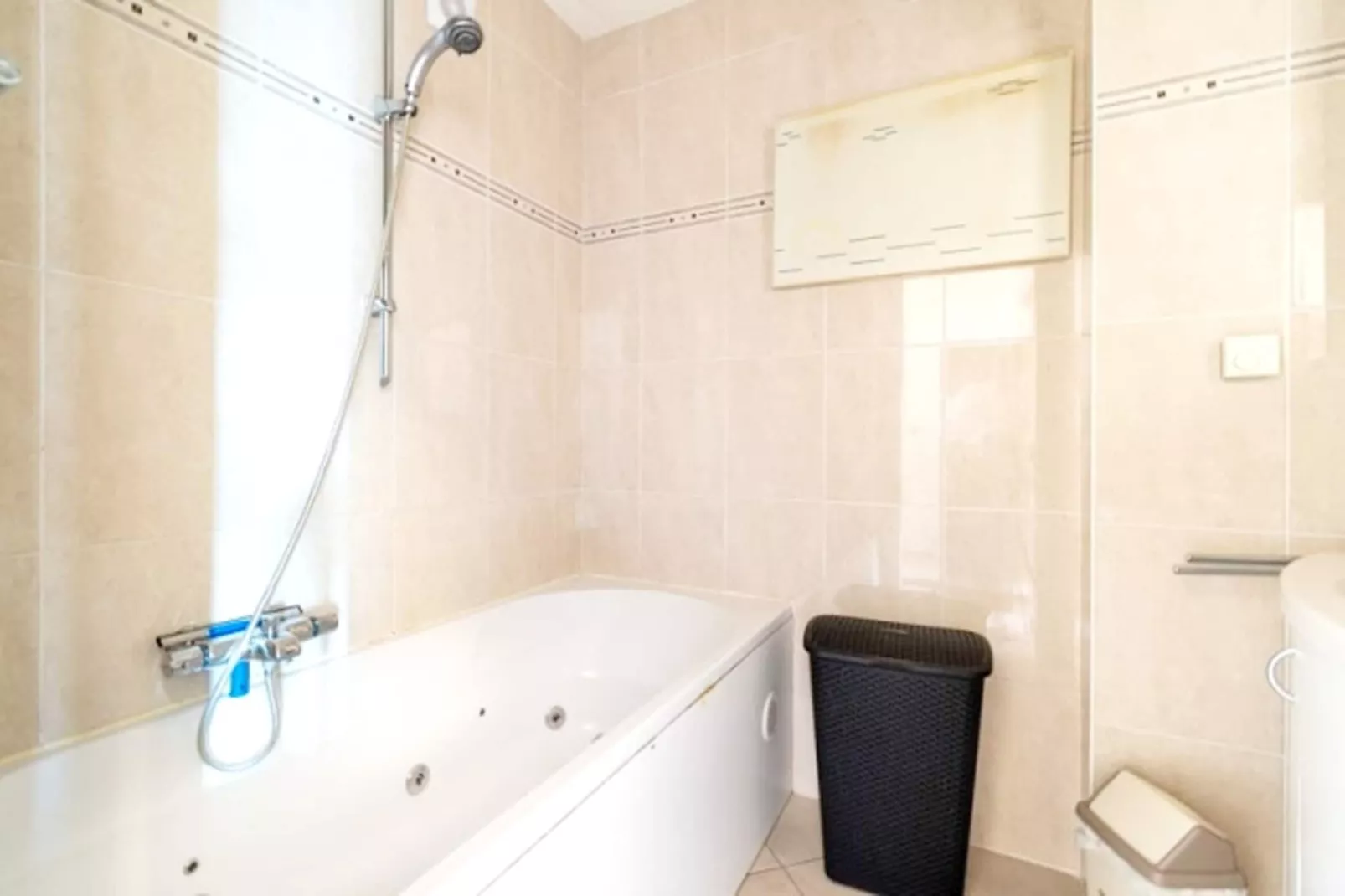 ALMO 0902/9A-Salle de bain