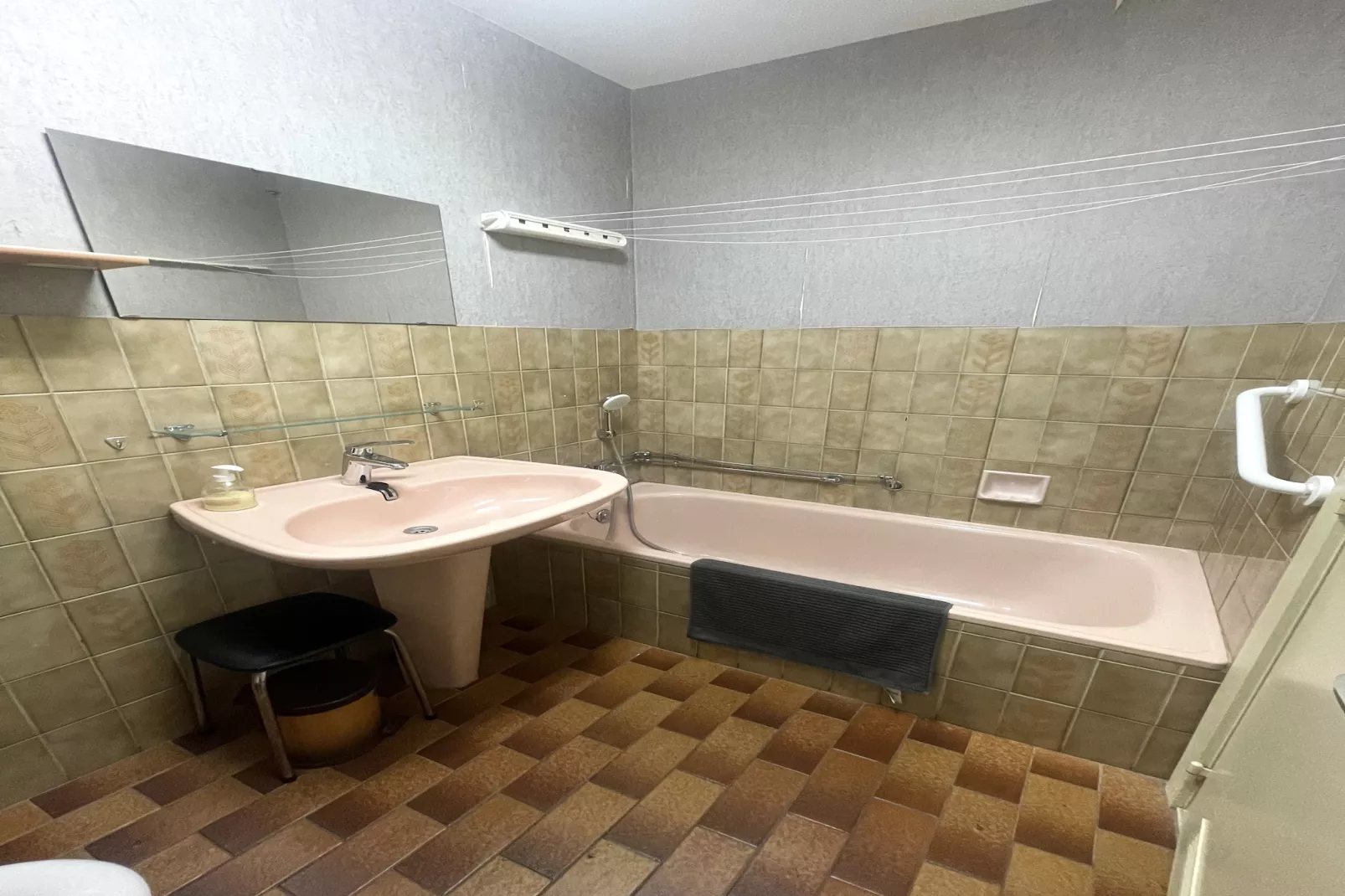 2000 0806/ 87-Salle de bain