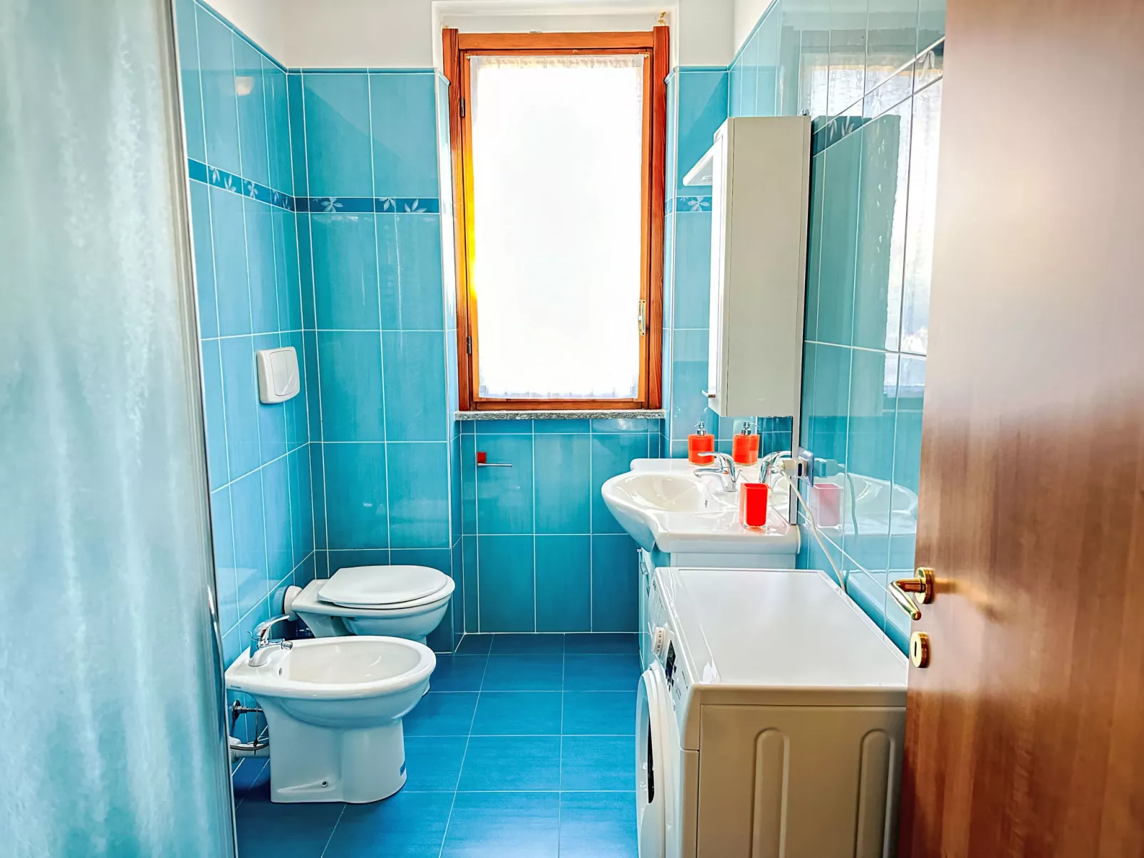 Miralago Guest House-Inside