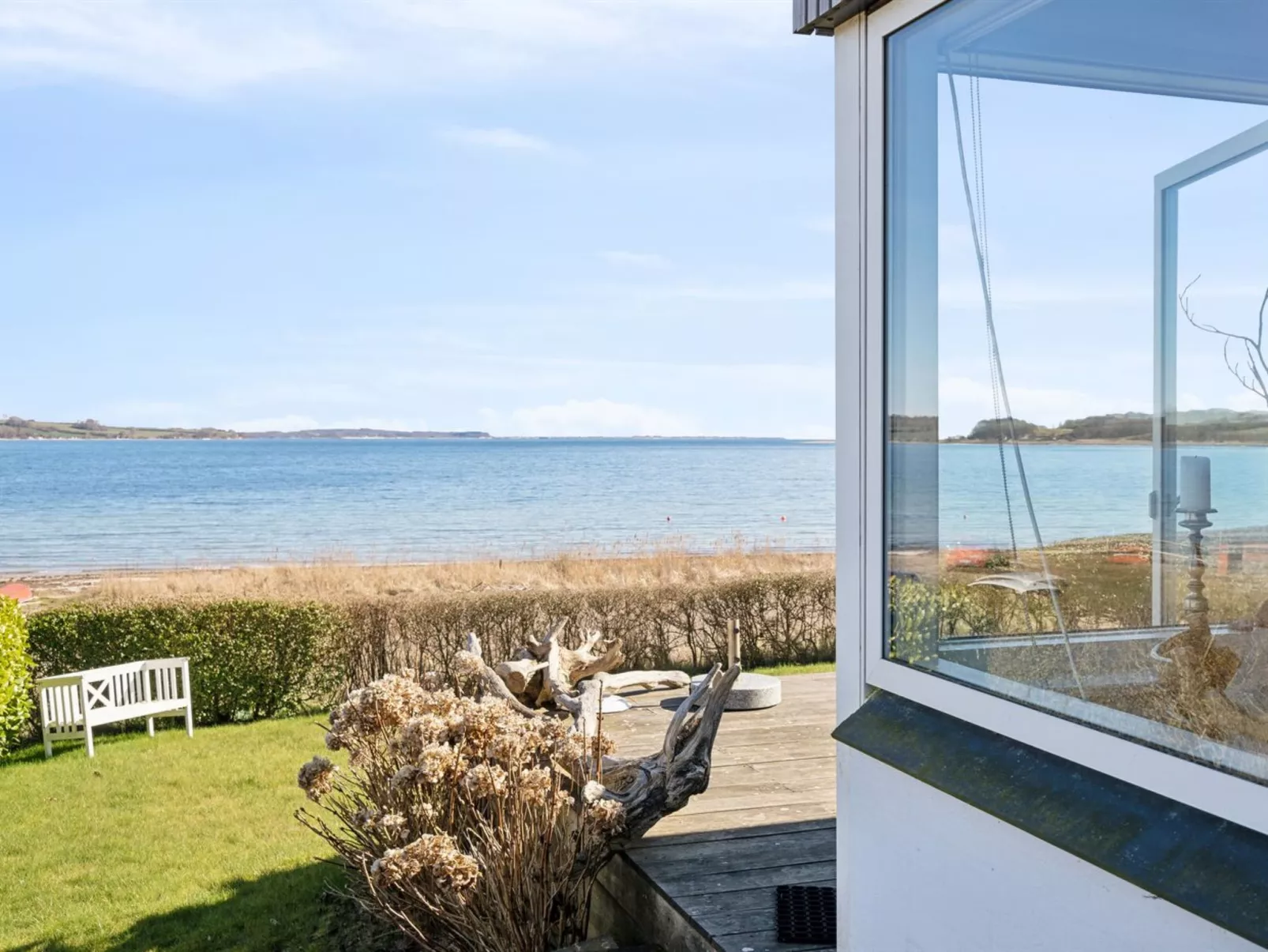 "Solbritt" - 30m from the sea-Draußen