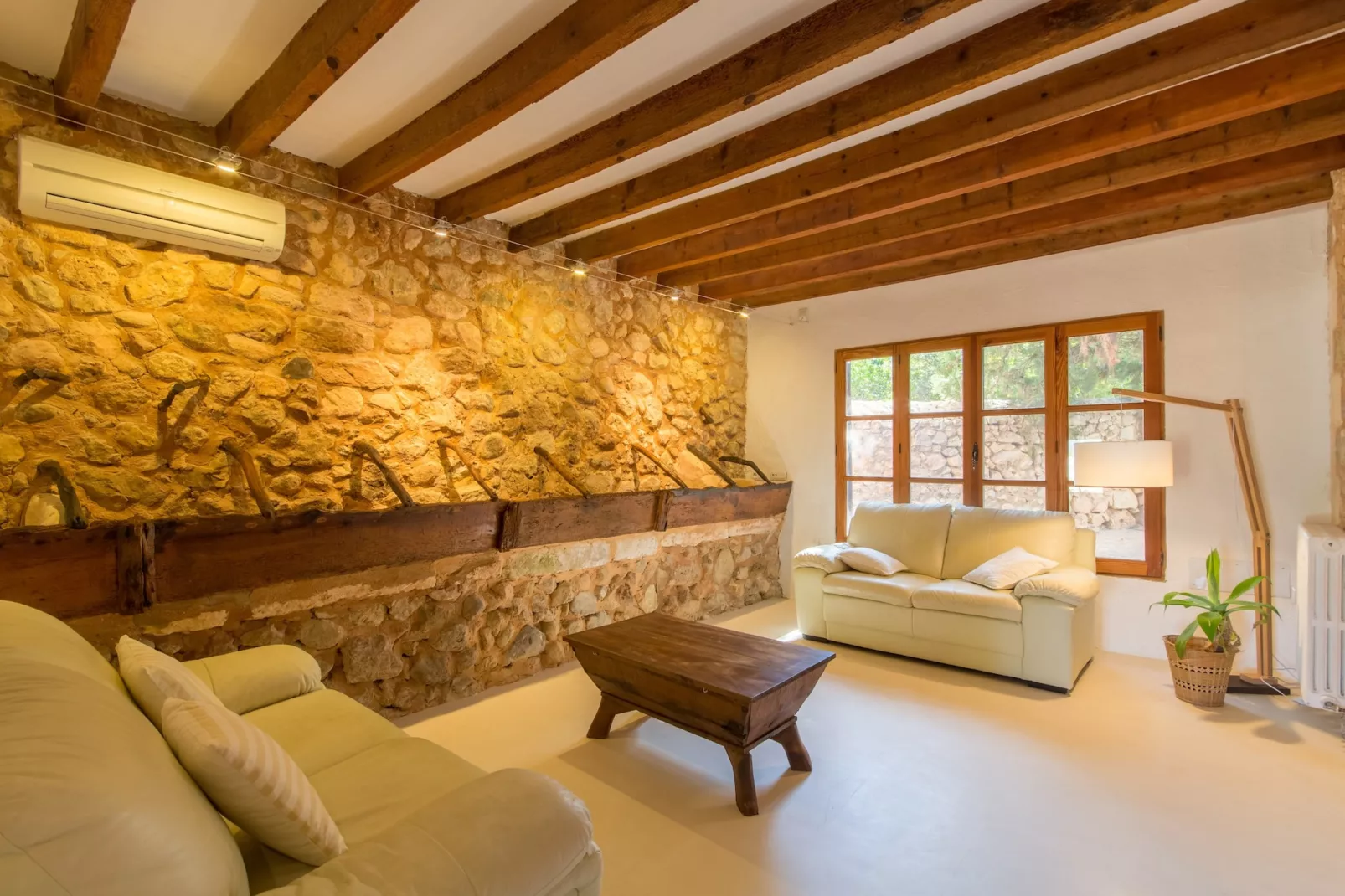 Es Rafal Vell de Buger, Finca 5StarsHome Mallorca-Living room