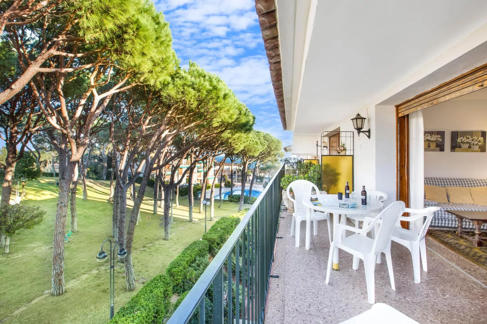 Costa Verde-Terrace balcony