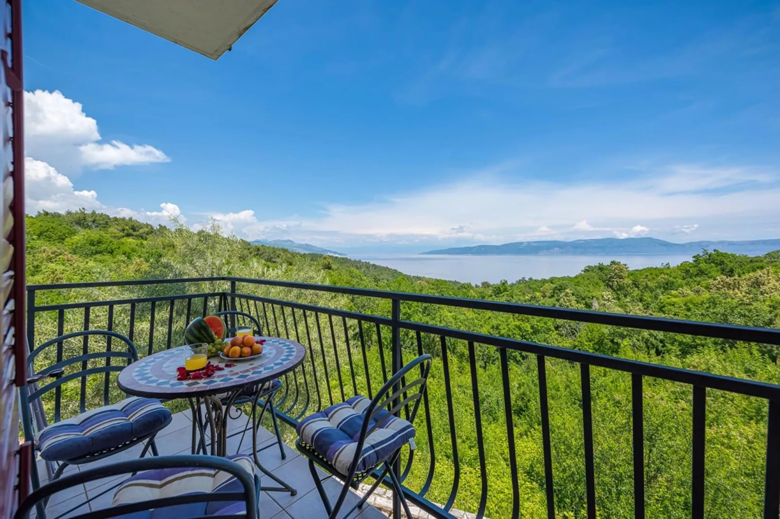 Lara 4 - Shared Pool, Sauna, Jacuzzi-Terrassenbalkon