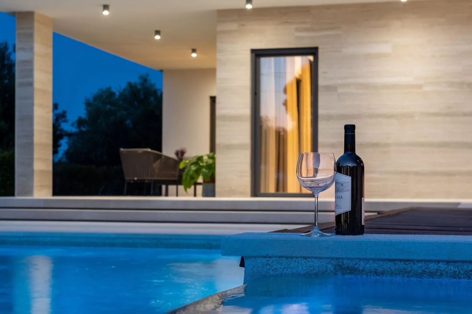 Luxurious Villa Laurea-Pool