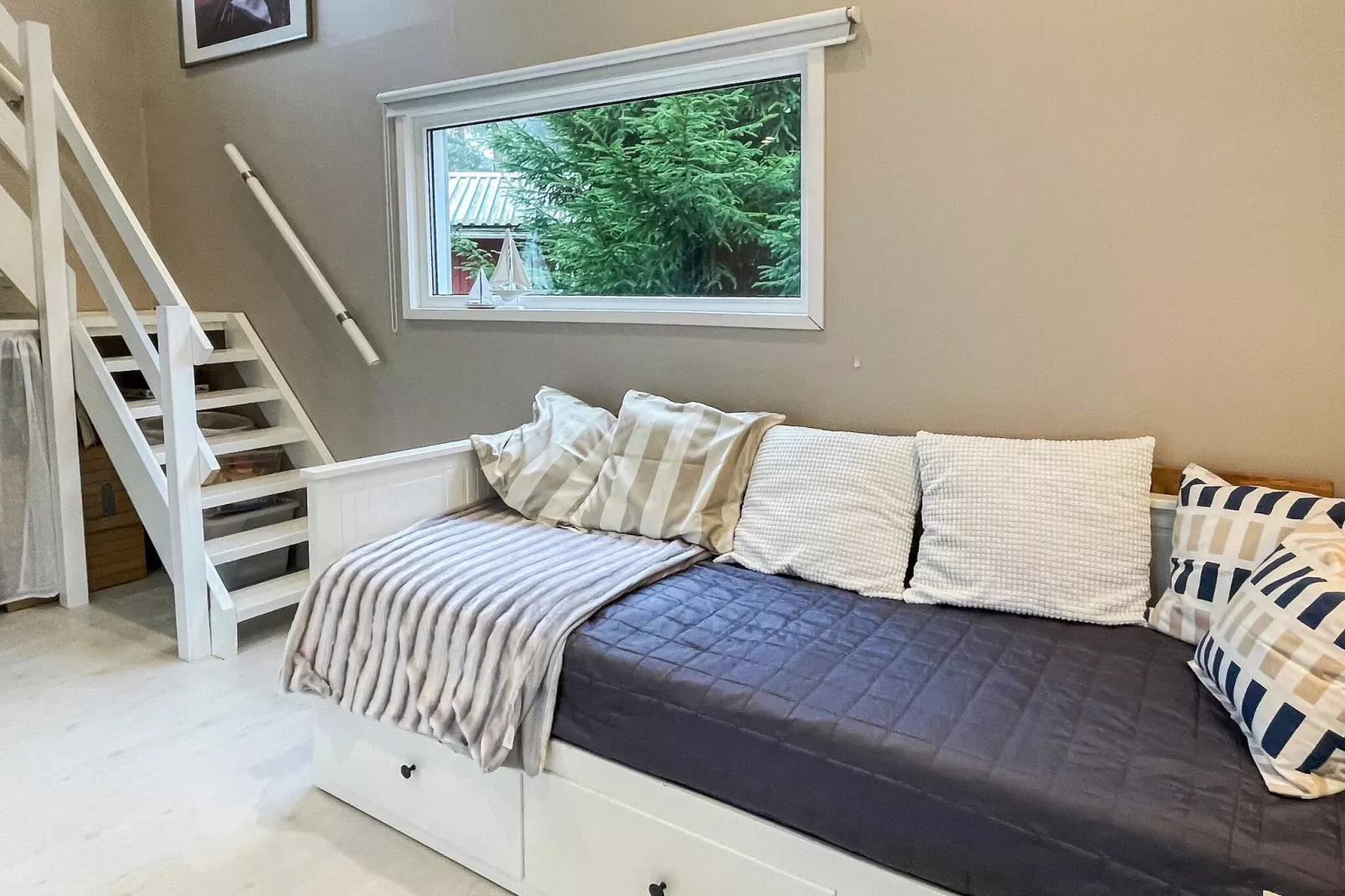 6 person holiday home in MÖNSTERÅS-Indoor