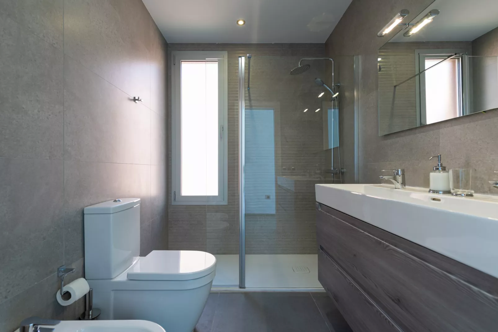 Isla-Bathroom