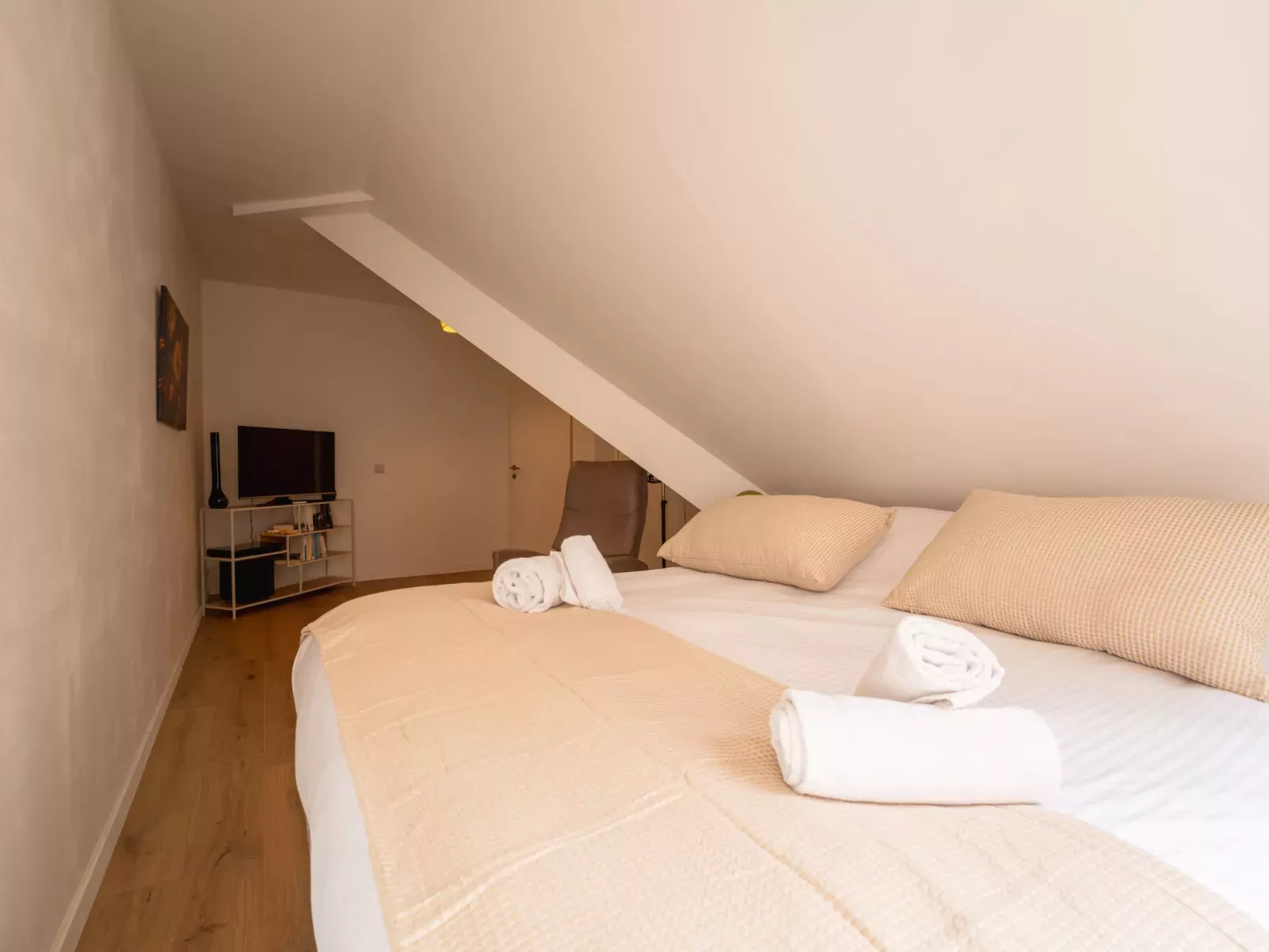 SeaRise with lateral sea view & parking-Inside