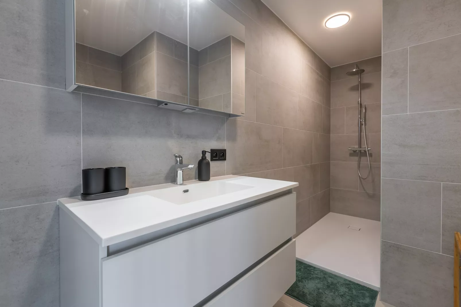 Green Lane The Sun  0401-Salle de bain