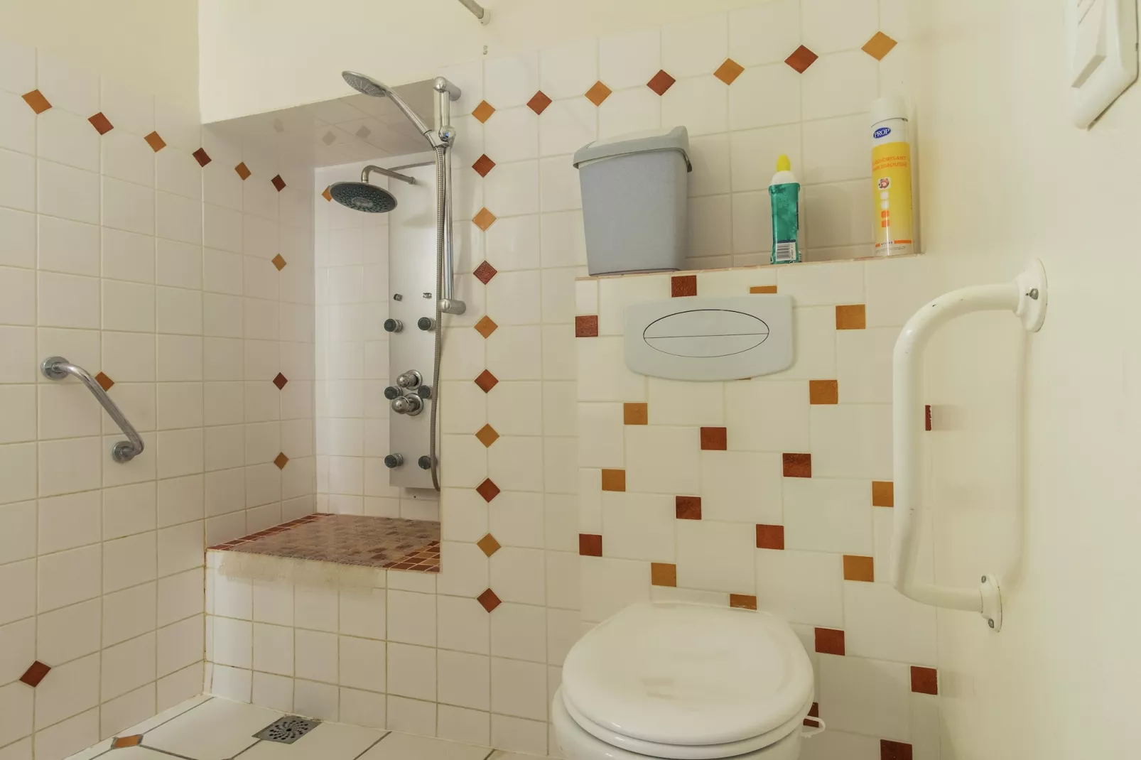 Gite 6 pers près de Châteauroux-Badezimmer