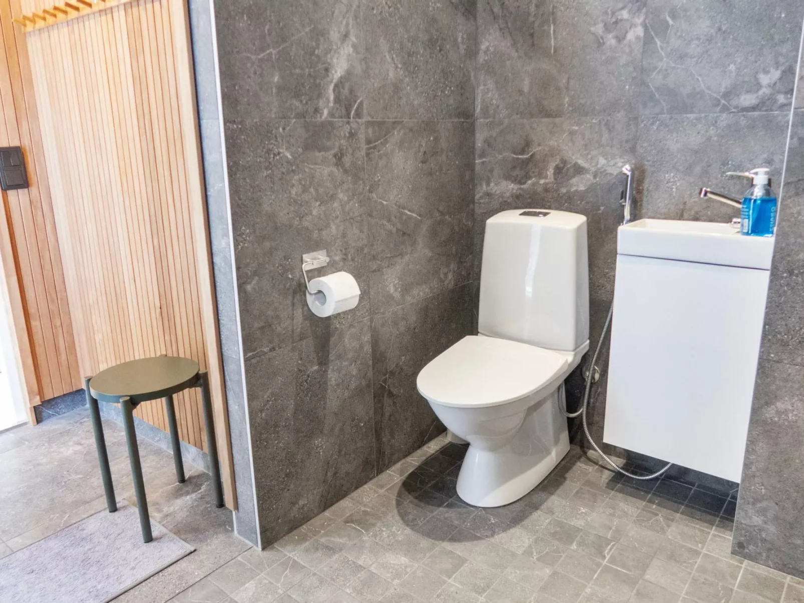 Rukan kide a-Inside