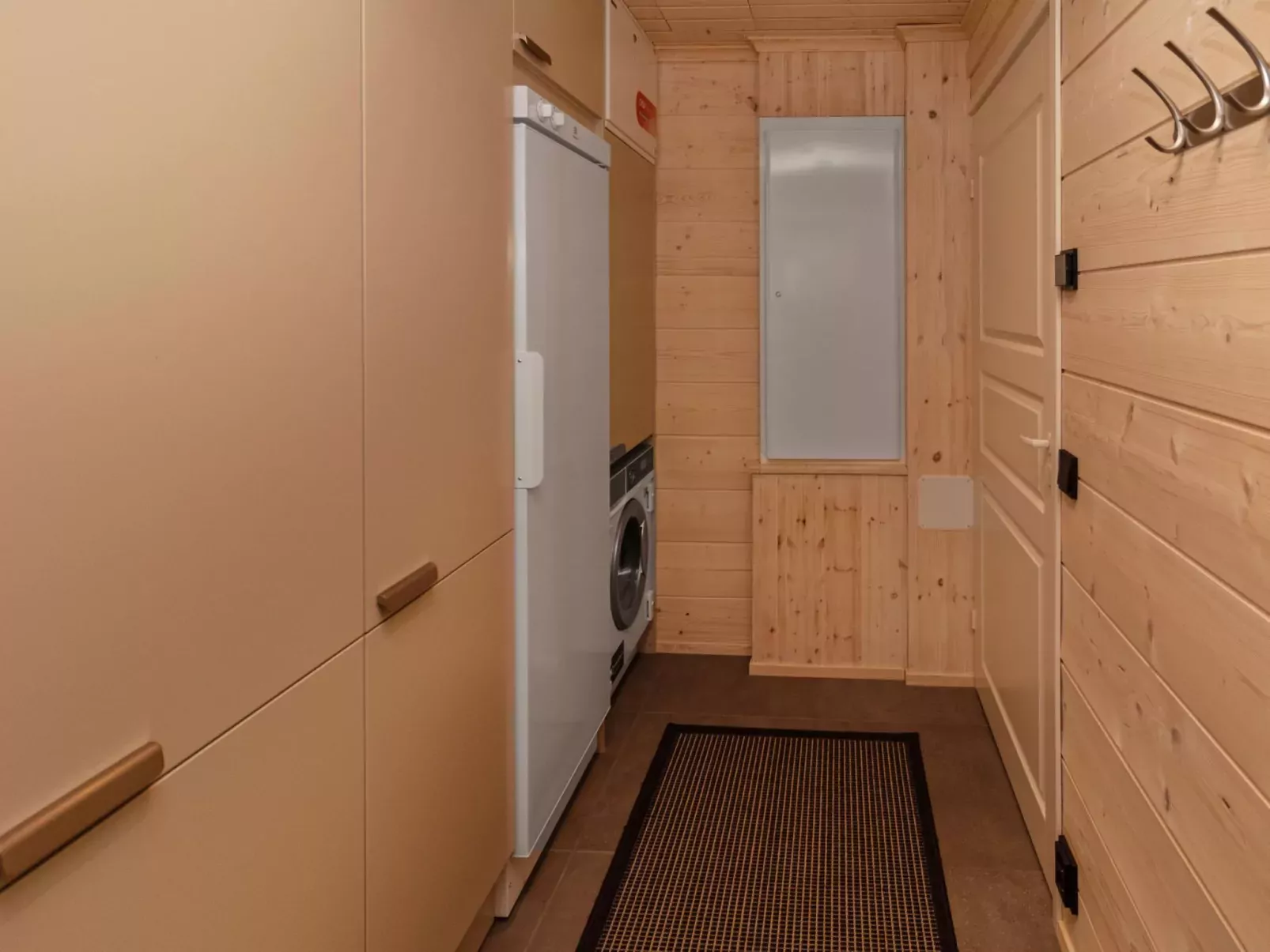 Mäkitie 4-Inside