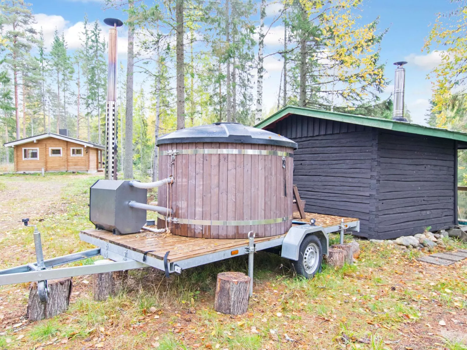 Koskimökki, vaikon loma 3-Outside