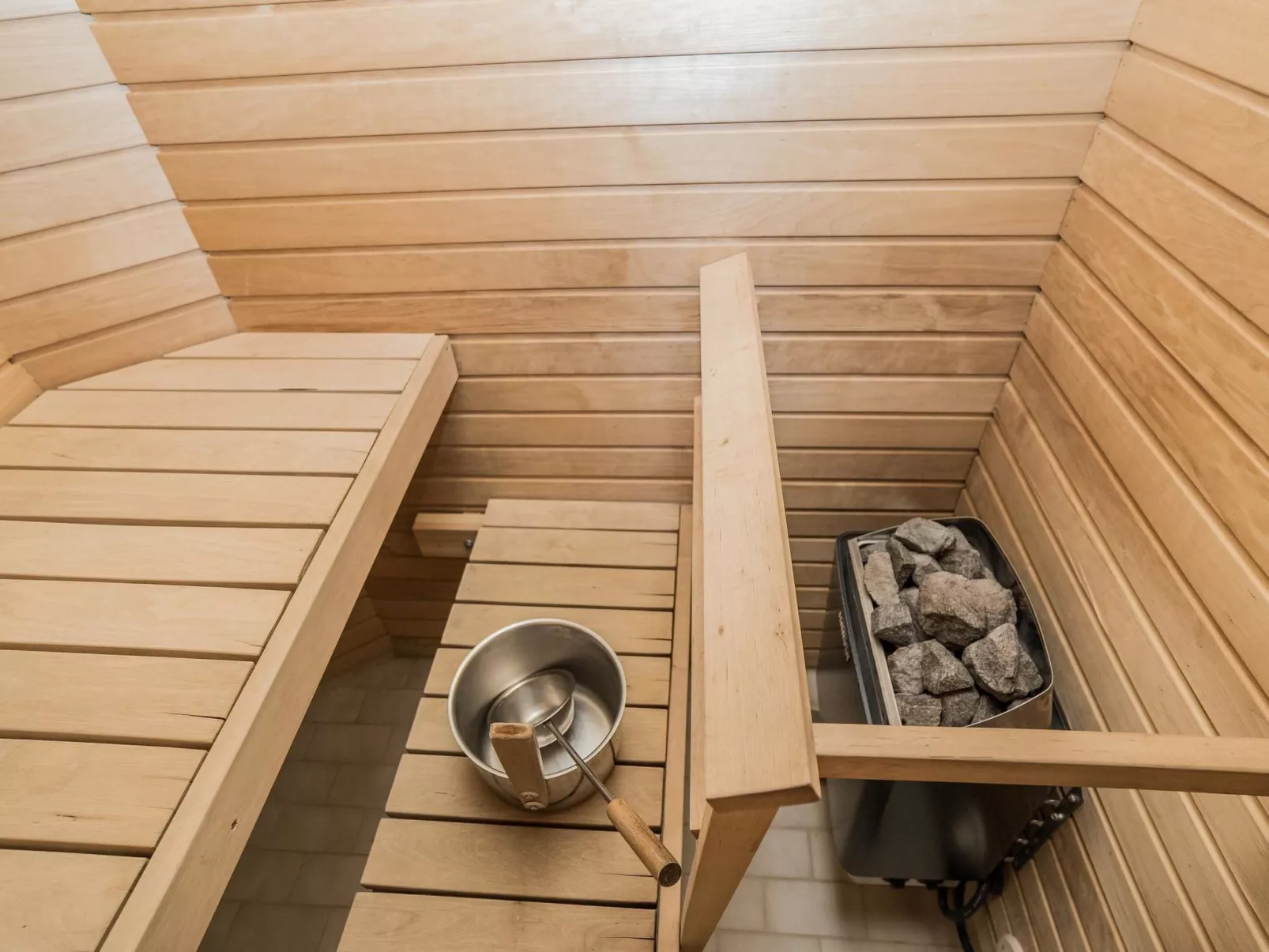 Topinranta 9 b-Inside