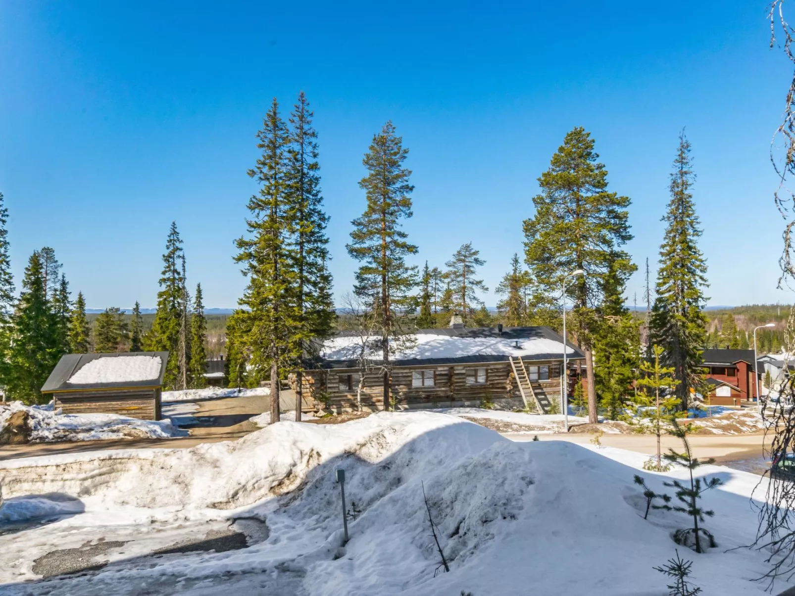 Karhunvartijan linna c18-Drinnen