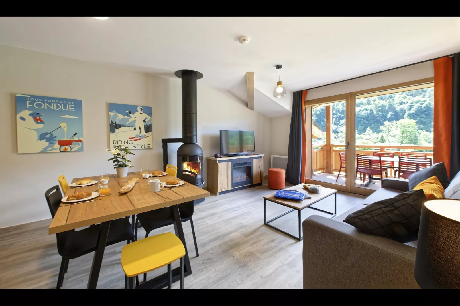SAMOËNS-S8V-Living room