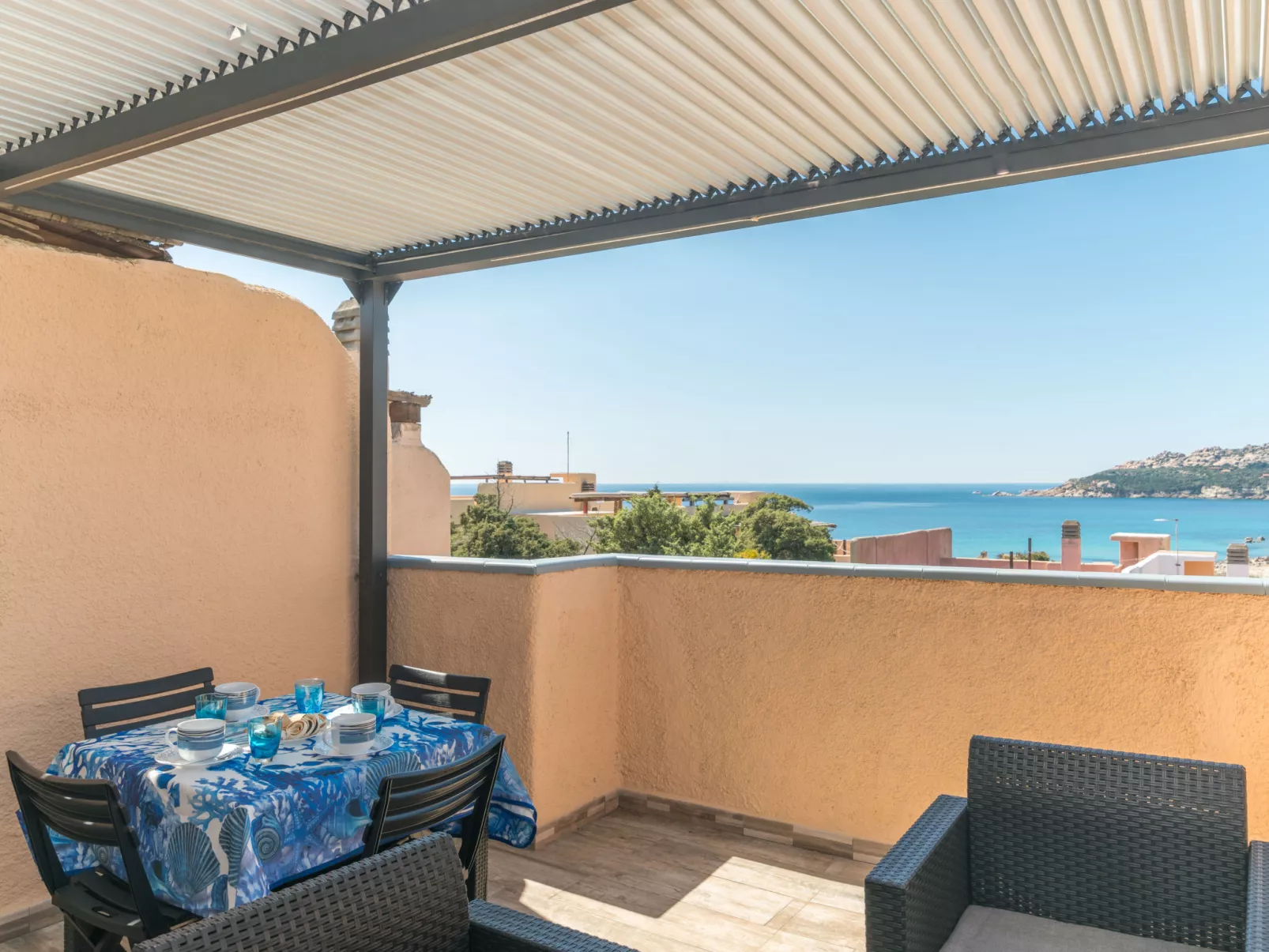 Baia blu-Outside