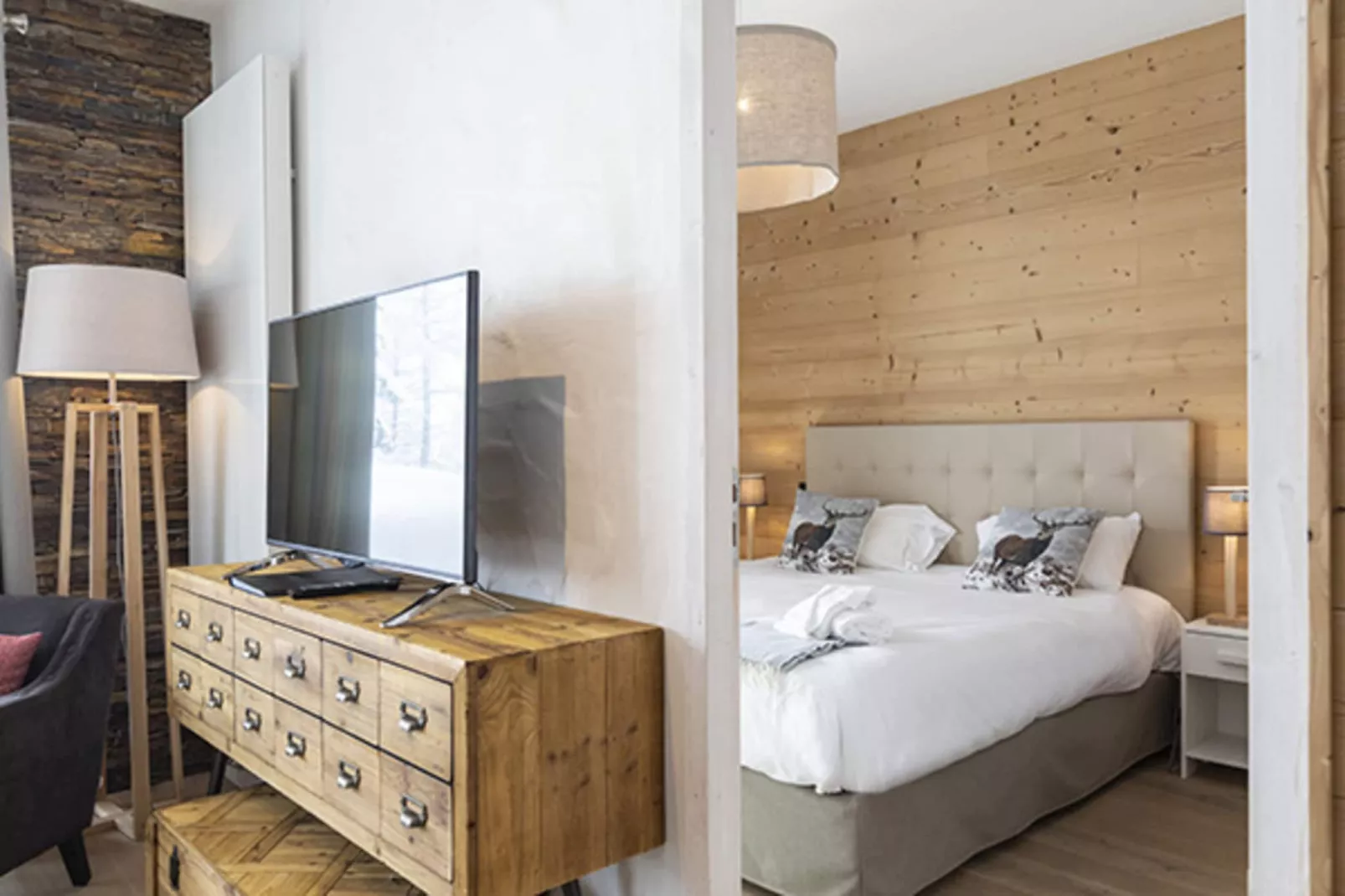 Le Hameau de barthelemy-A36S-Chambre