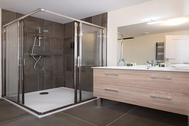 Le Hameau de barthelemy-A38S-Salle de bain