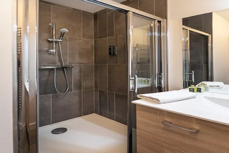 Le Hameau de barthelemy-A48P-Salle de bain