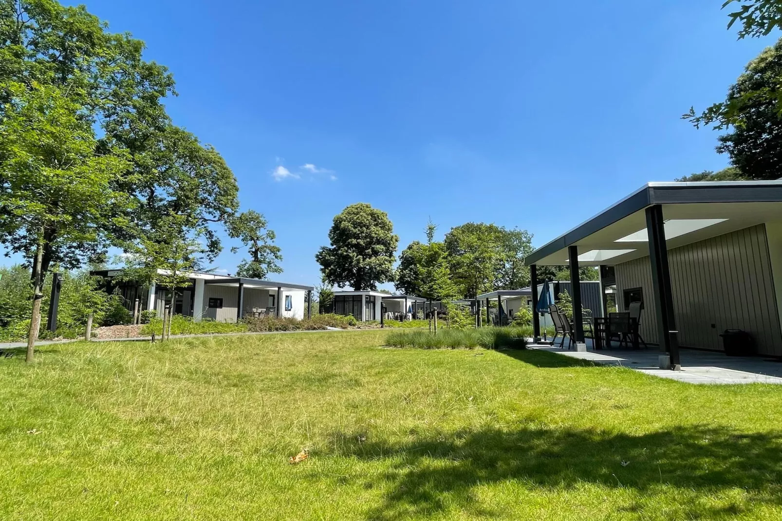 Holiday Villa | 2 - 4 people-View summer