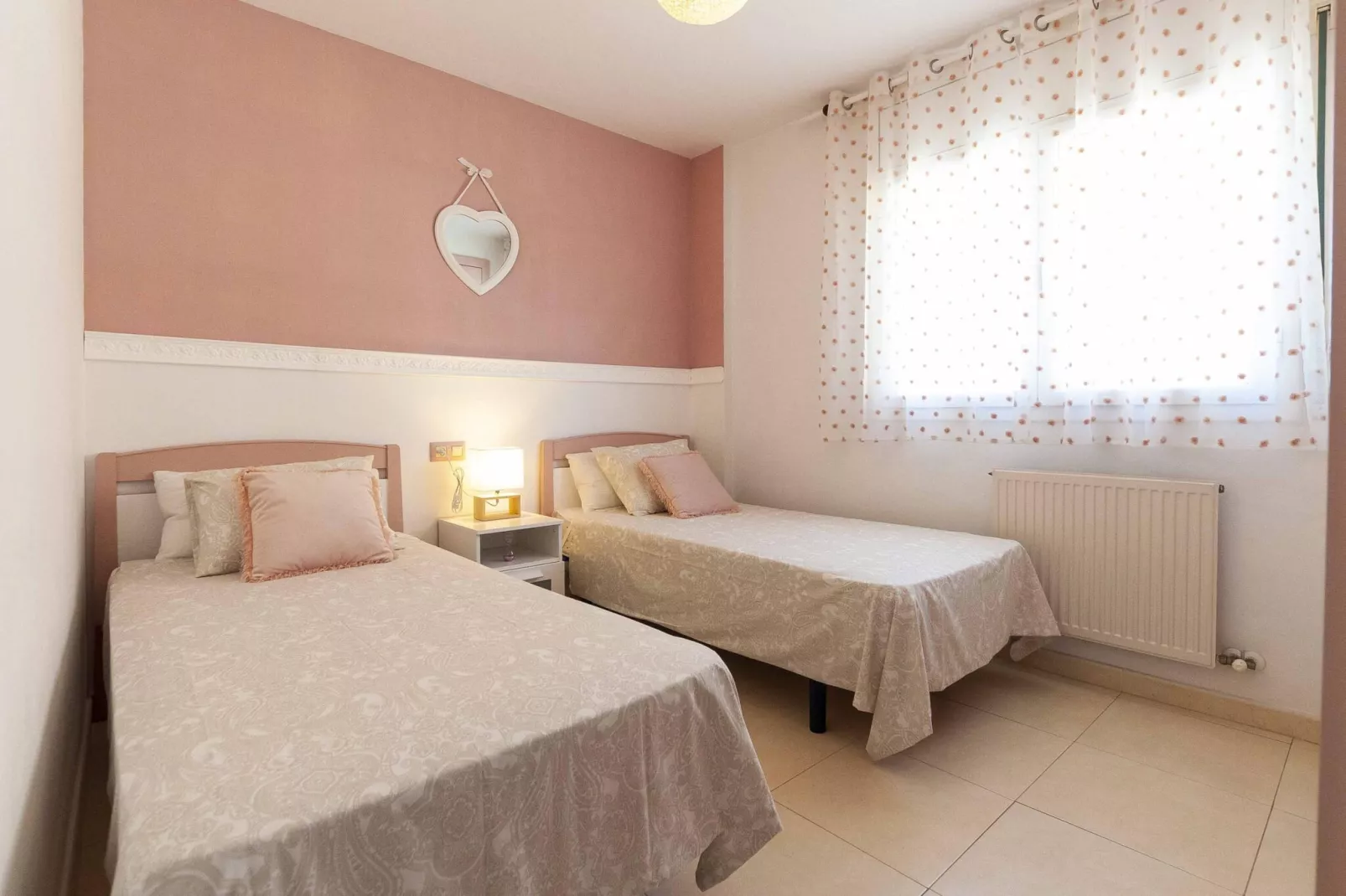 1234 MIRASOL con piscina-Schlafzimmer