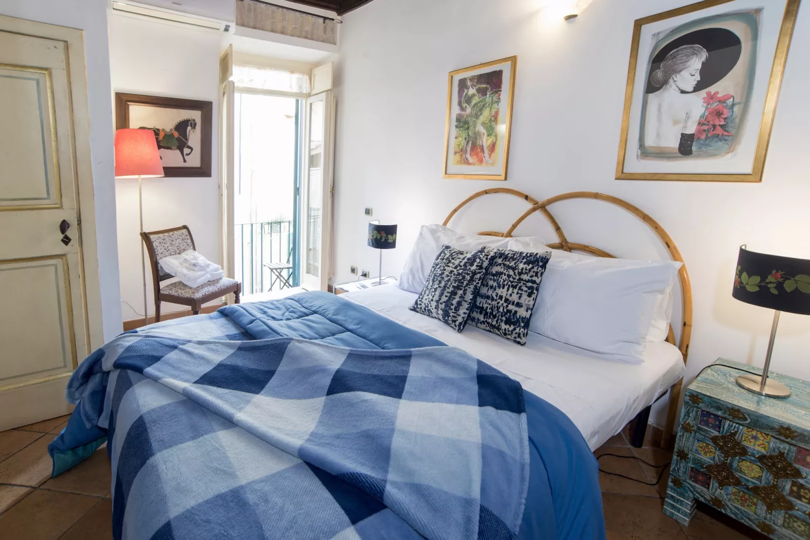 Trevi Fountain Apartment-Bedroom