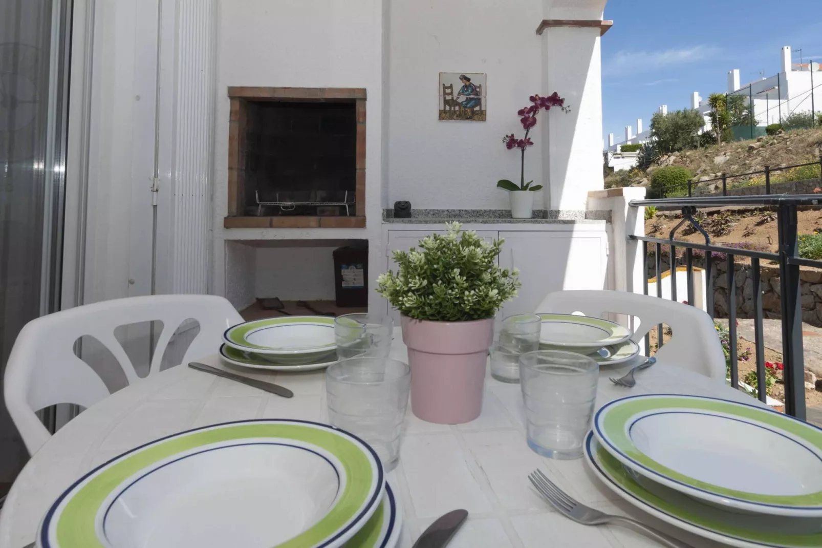 1205 JARDINS con PISCINA-Terrace balcony