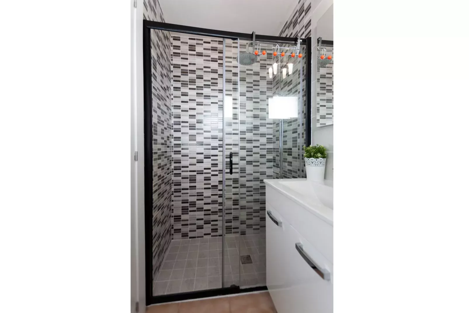 1039 PORT BADIA Estudio-Bathroom