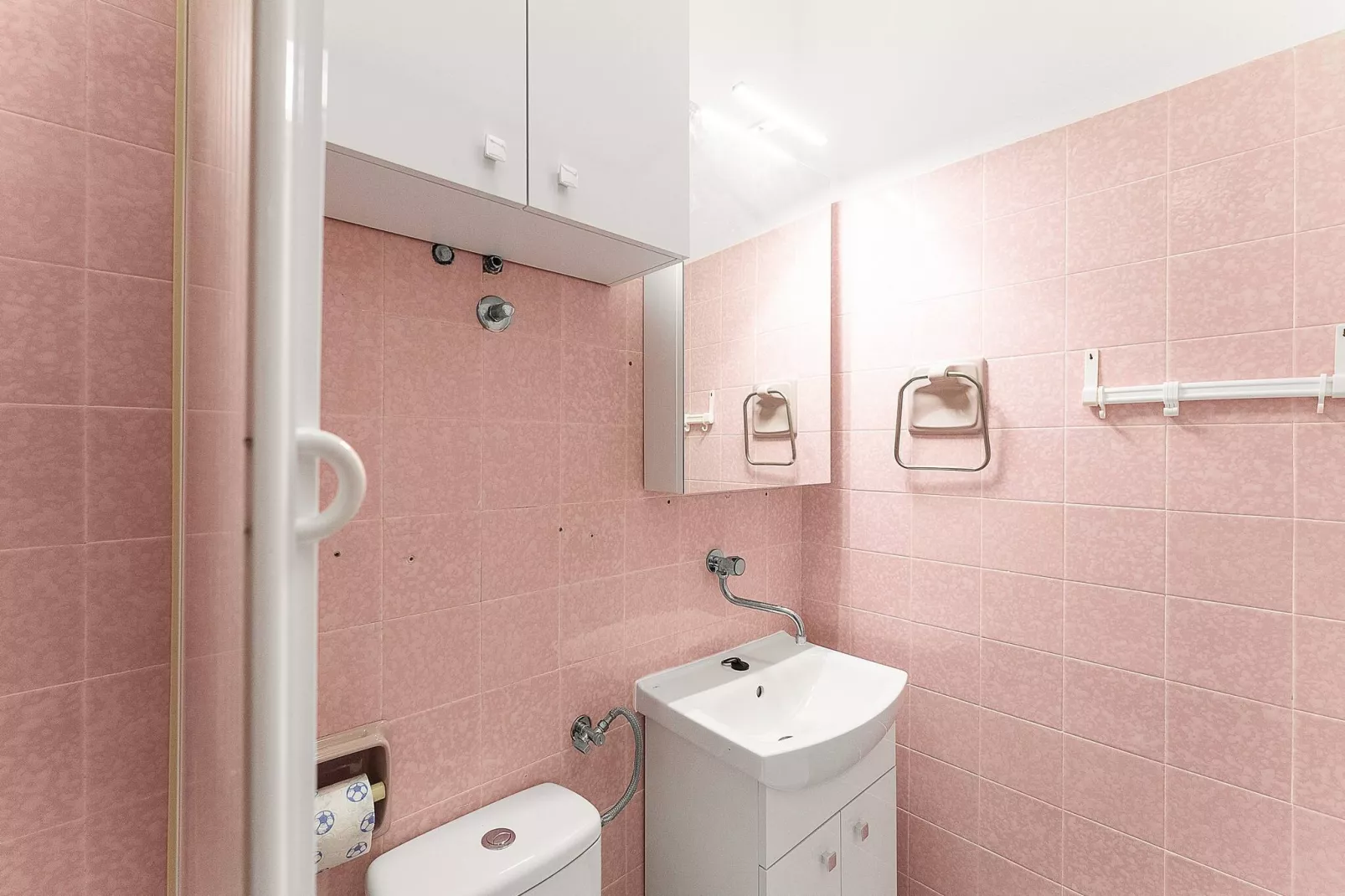 Apartments Kukljica - three bedroom apartment-Bathroom