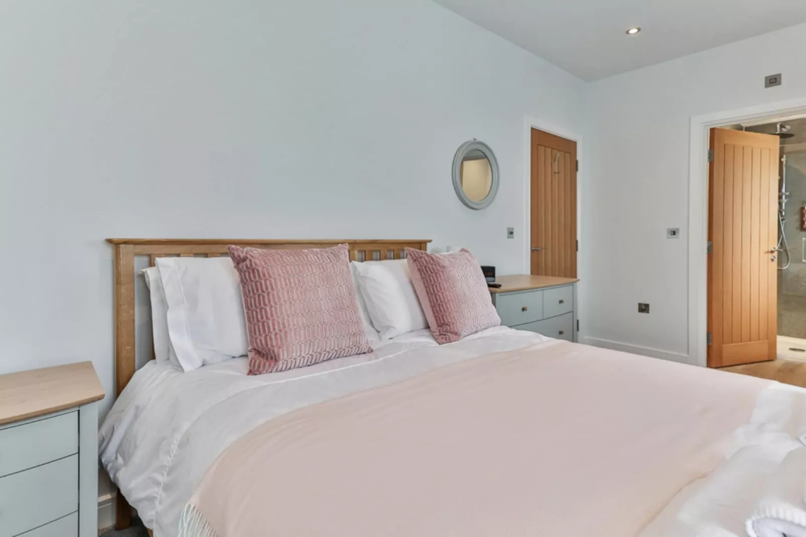 Belle House, Apt 6-Bedroom