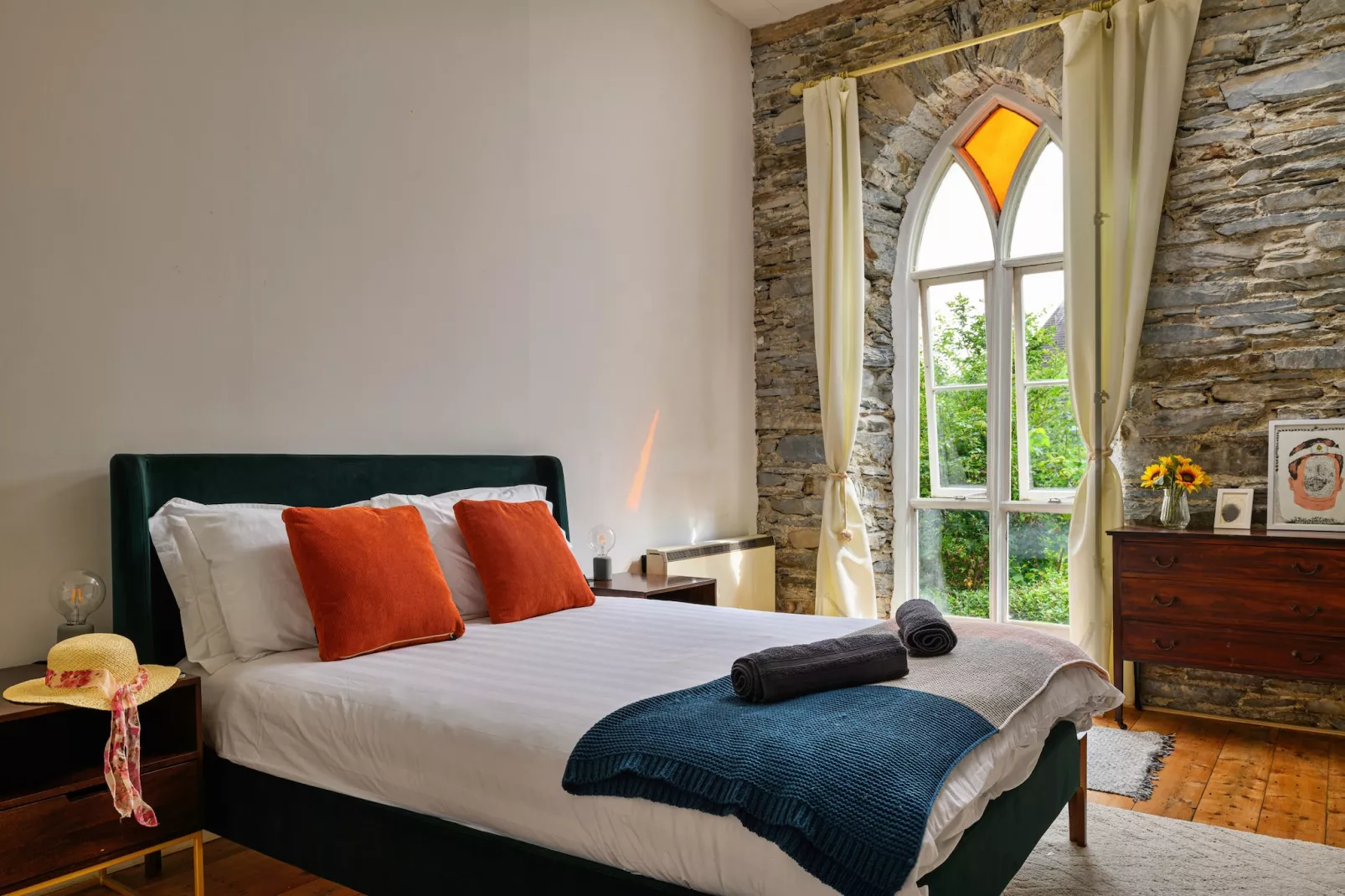 The Old Wesleyan Chapel-Bedroom