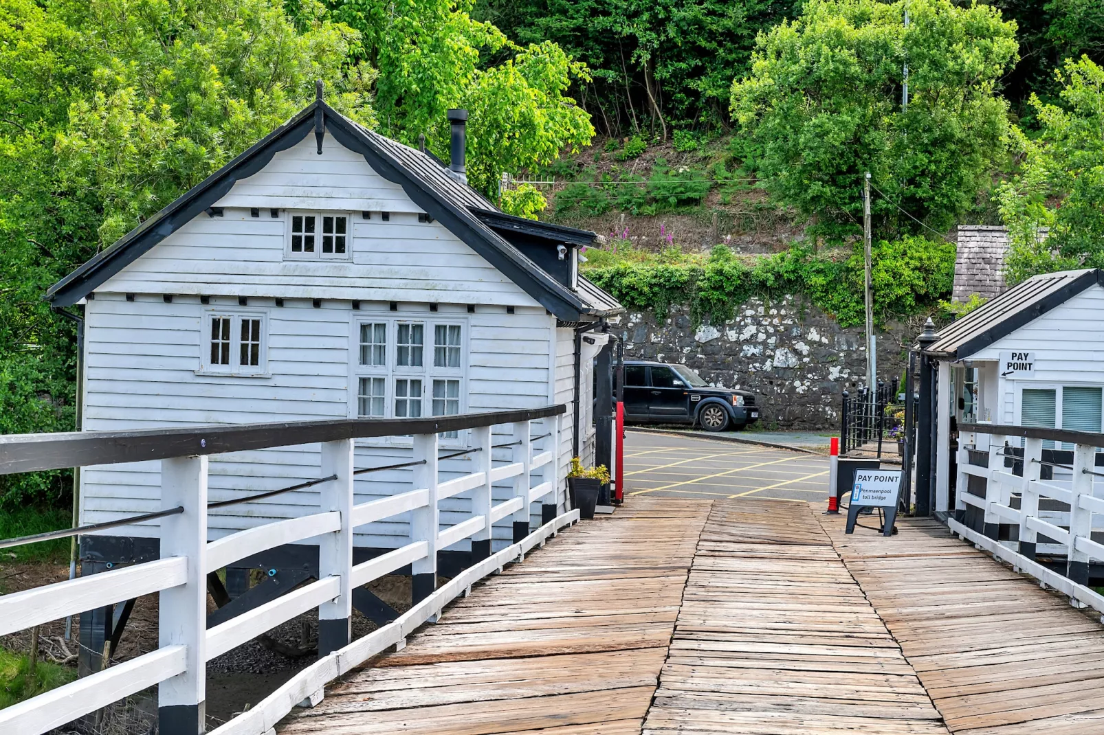 Toll Bridge Cottage-Outdoor