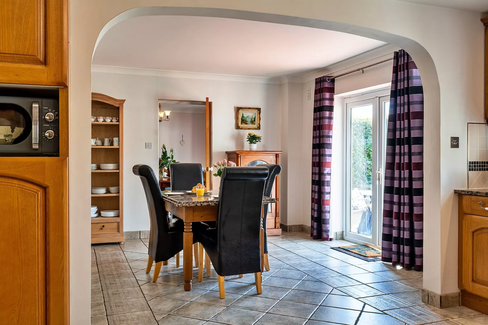 Gratton House-Dining room