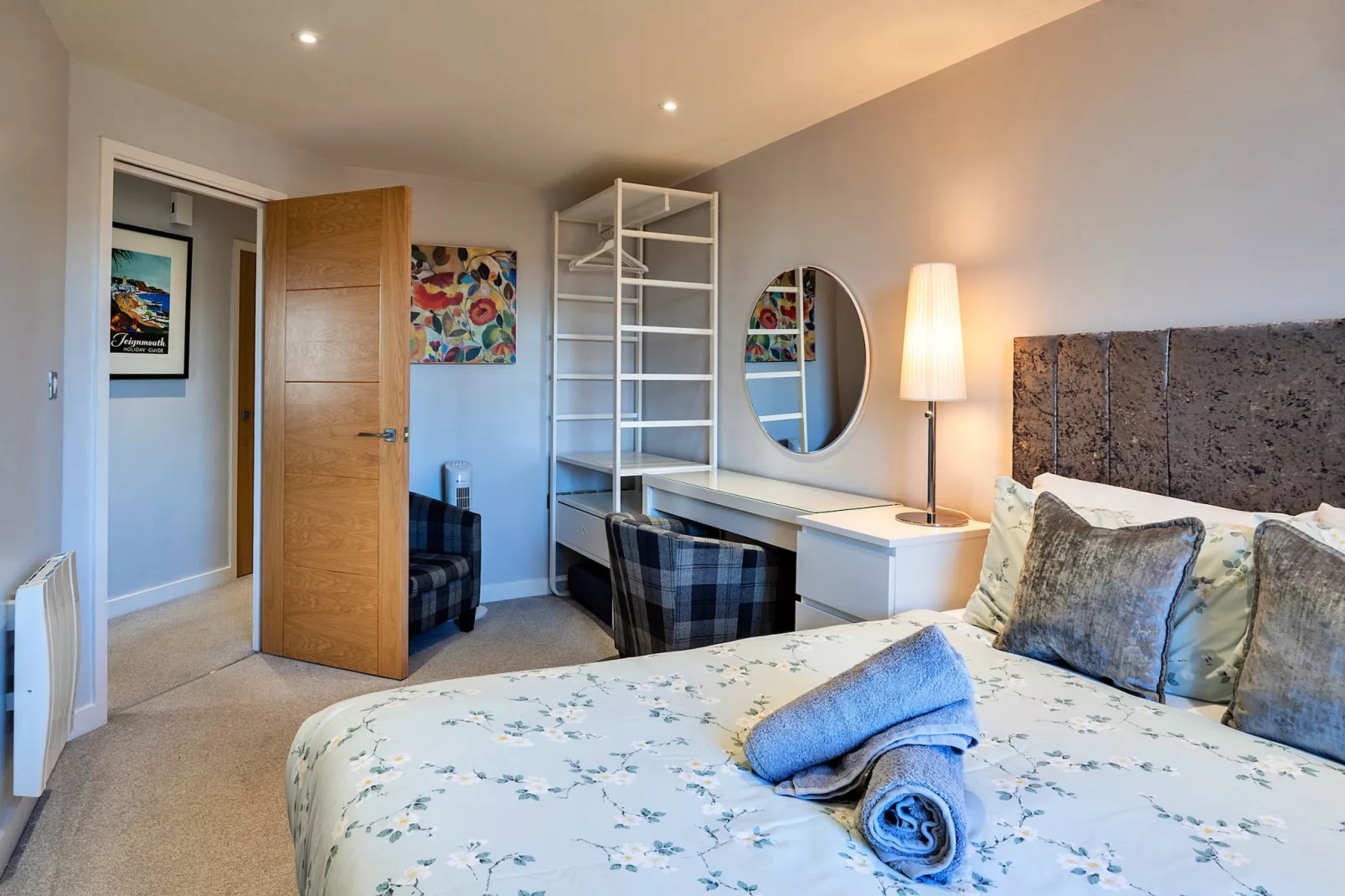 Number 10, Montpellier Apartments-Bedroom