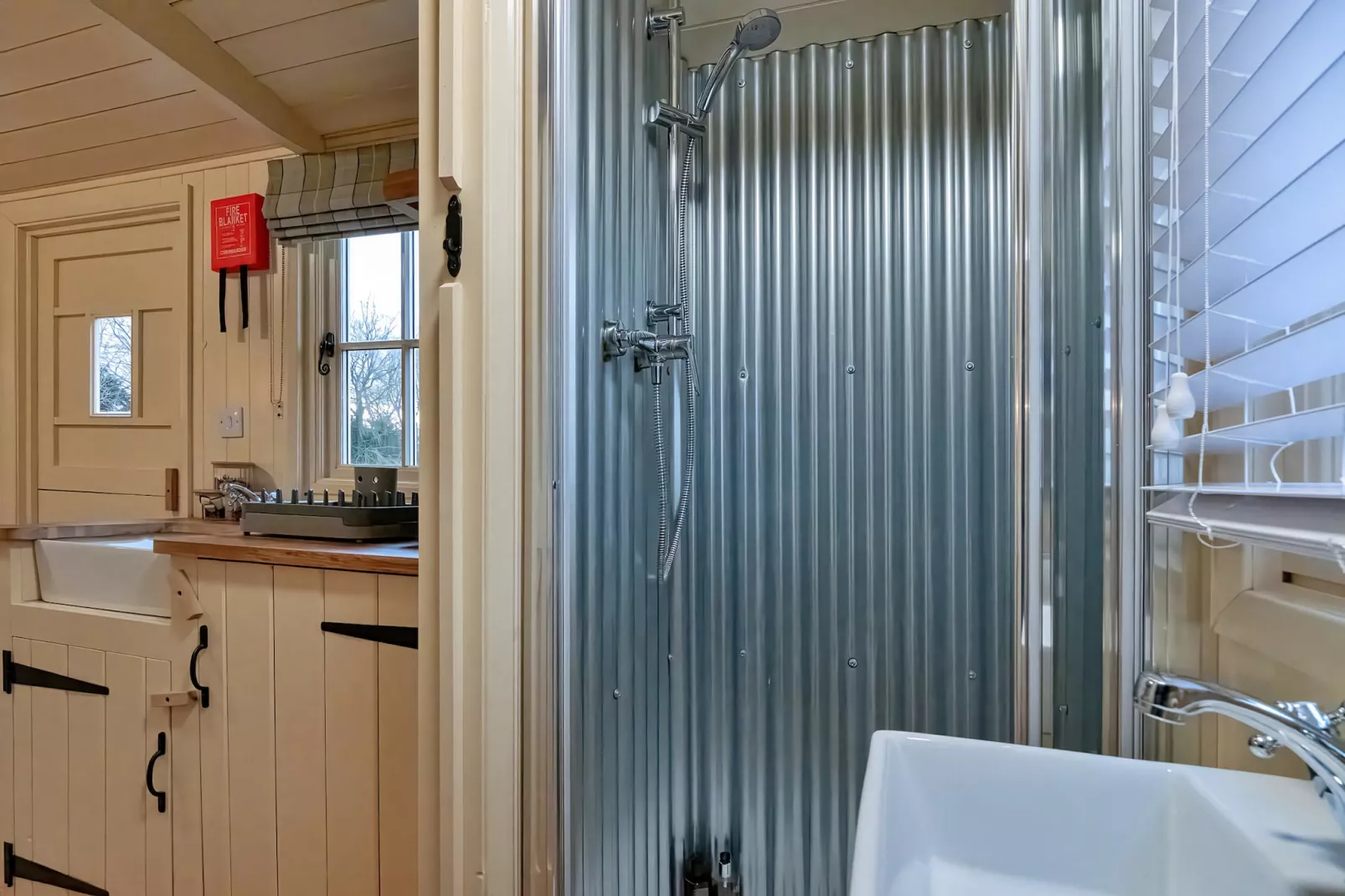 The Chicken Hut-Bathroom