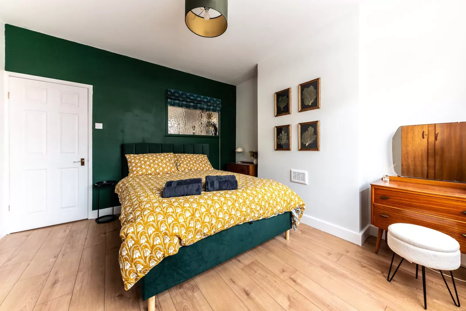 Sheila's Cottage-Bedroom