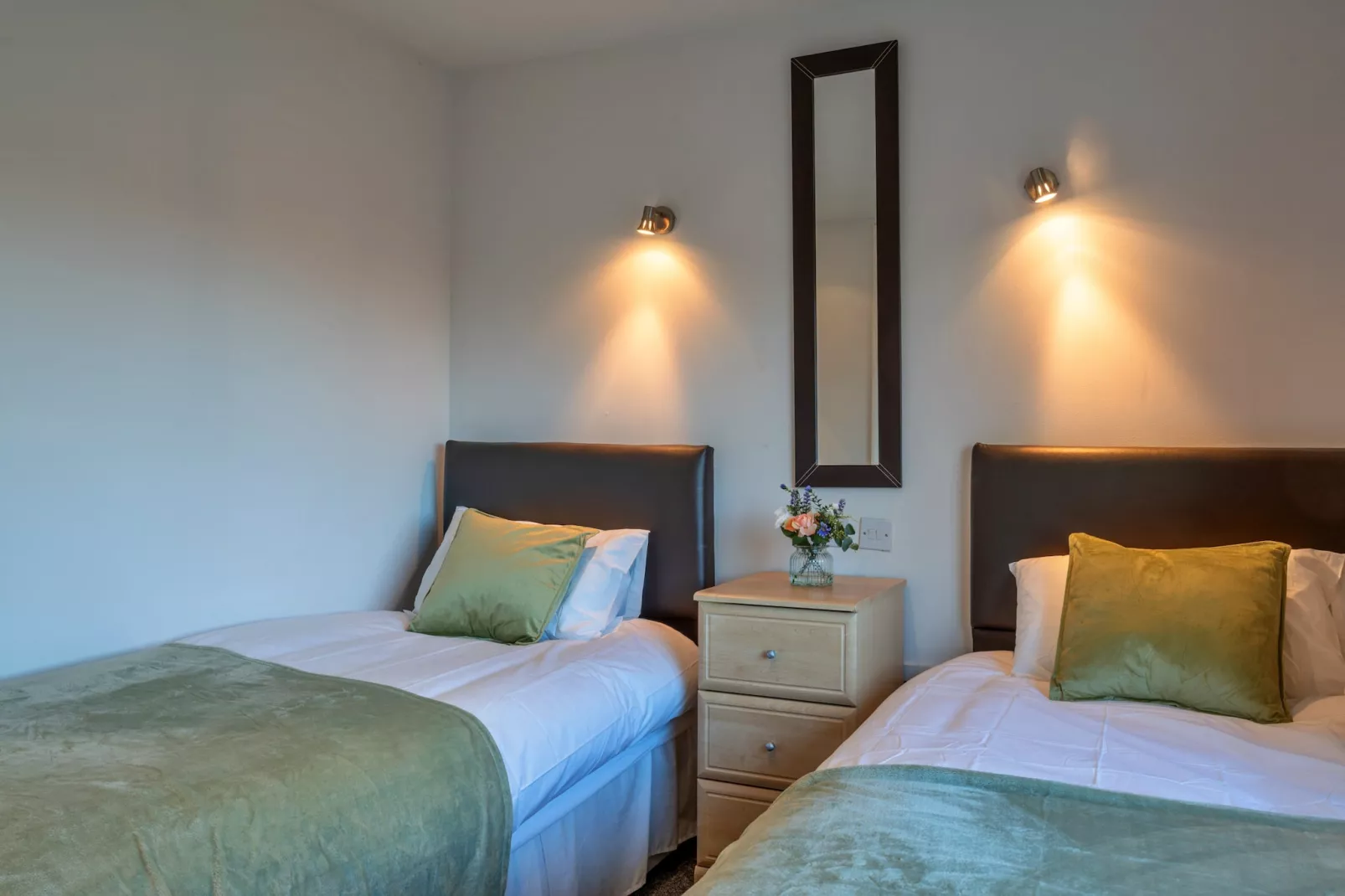 Carworgie Cottage-Bedroom