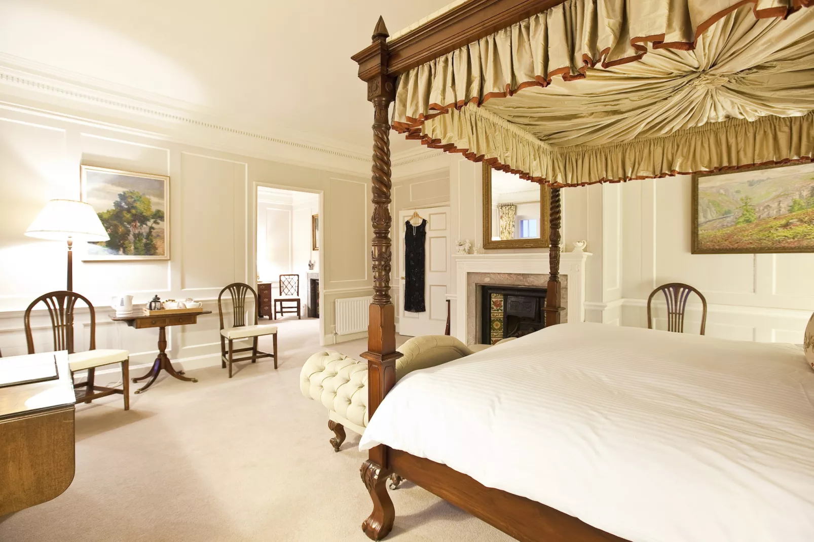 Historic Castle on River Tamar-Chambre