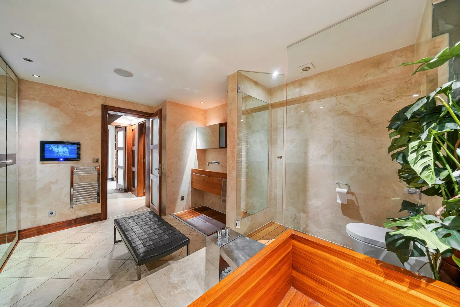 Kensington Residence-Bathroom