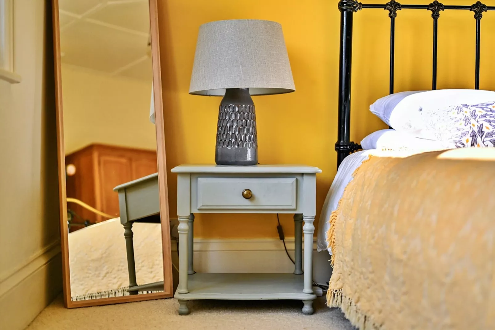 123, High Street-Bedroom