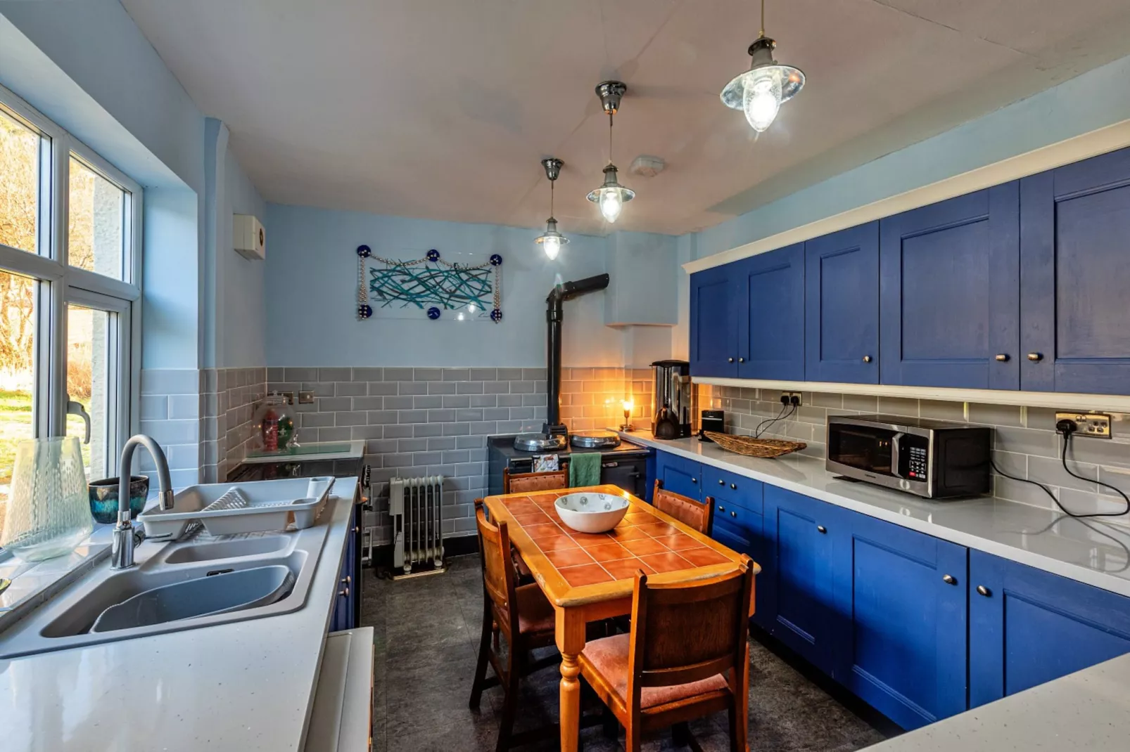 Ty Gwyn Hideaway-Kitchen