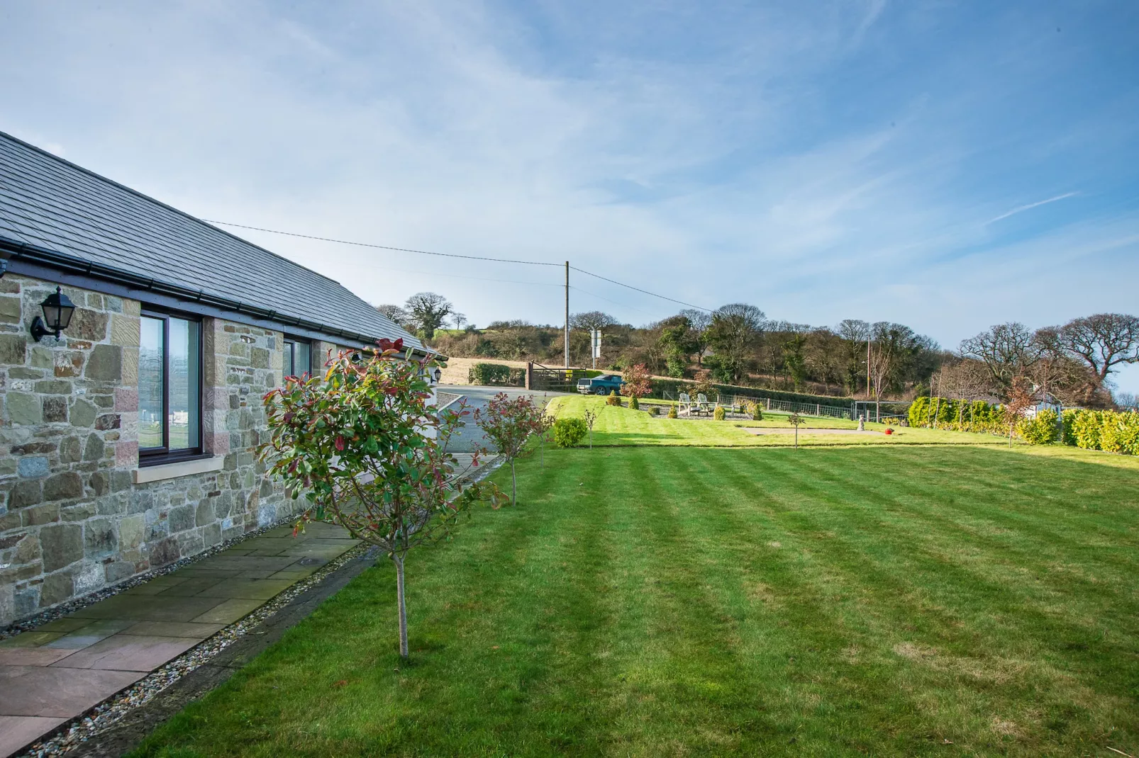 Picton Lodge - Sea Views-Gardens summer